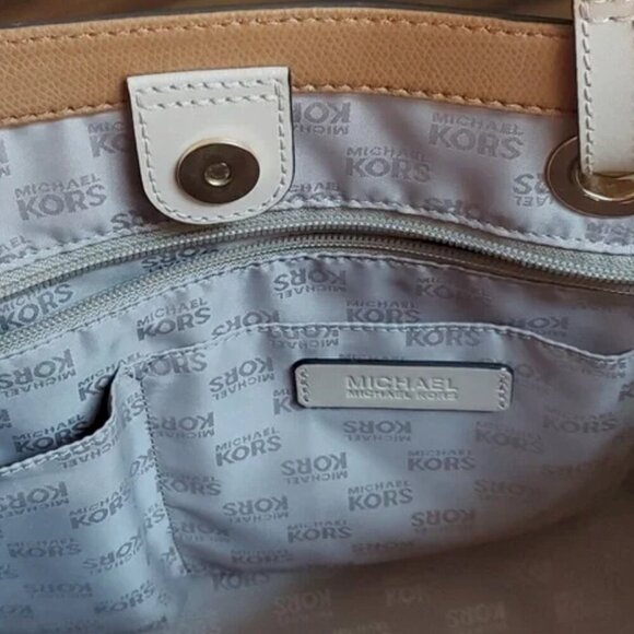 NWOT MICHAEL KORS Camel/Tan Jet Set Medium Tote w/6 pockets - Picture 10 of 11